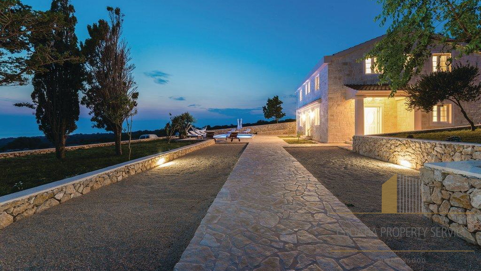 Impressive stone villa with a sea view in Novalja on the island of Pag!