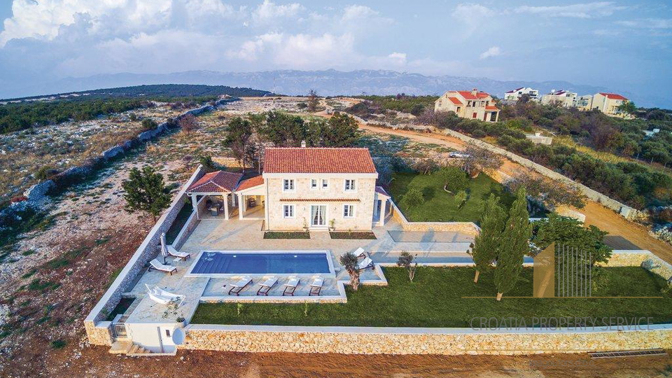 Impressionante villa in pietra con vista mare a Novalja sull'isola di Pag!