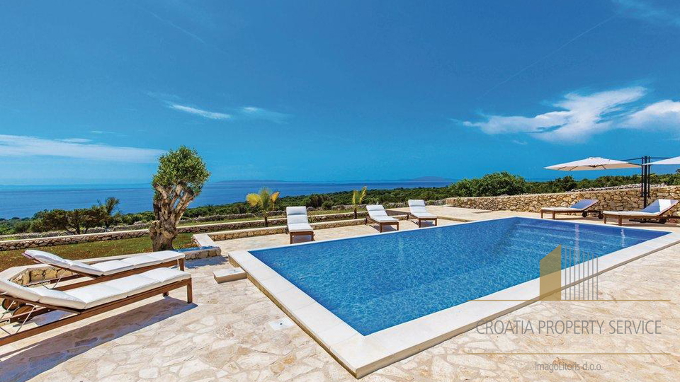 Impressive stone villa with a sea view in Novalja on the island of Pag!