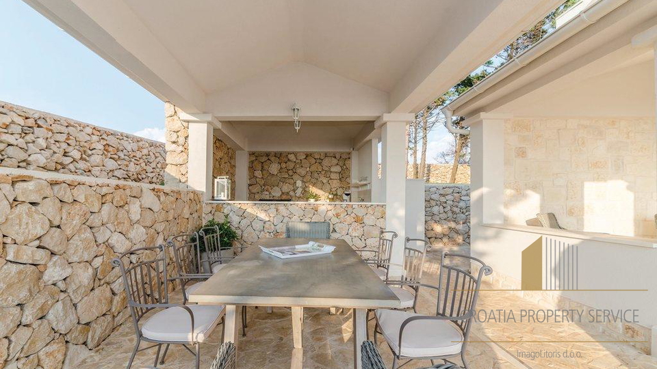 Impressive stone villa with a sea view in Novalja on the island of Pag!