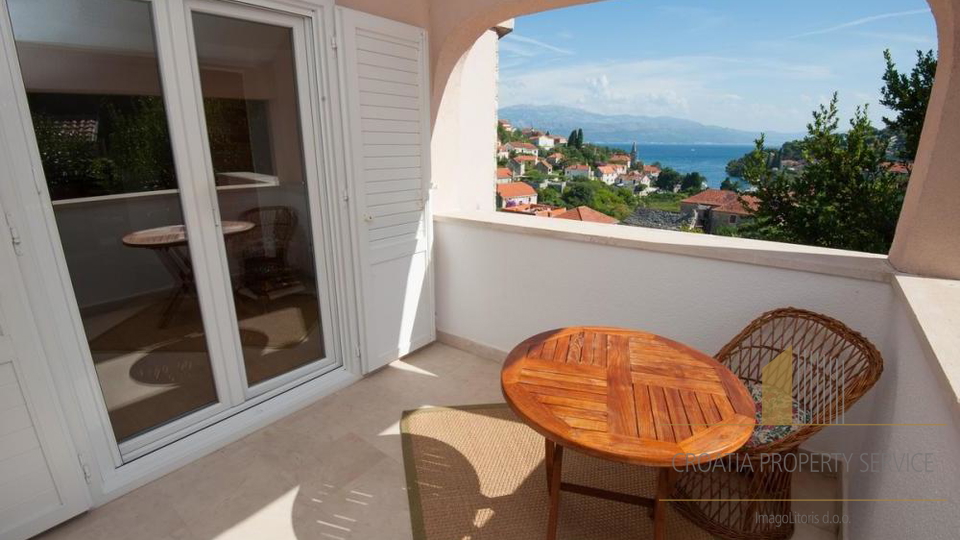 Beautiful  Mediterranean villa with a sea view in Splitska on the island of Brač!