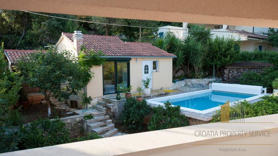 Beautiful  Mediterranean villa with a sea view in Splitska on the island of Brač!