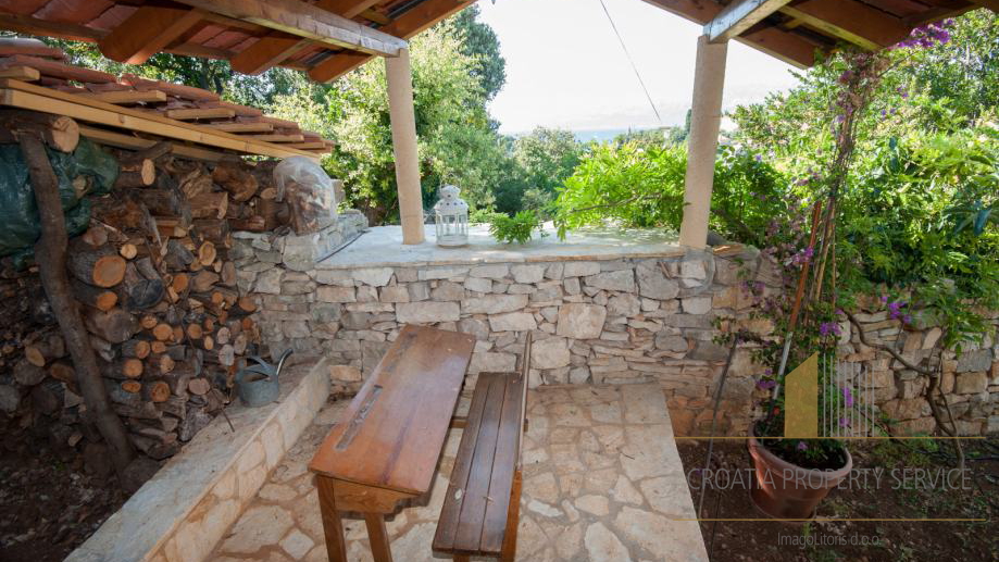 Beautiful  Mediterranean villa with a sea view in Splitska on the island of Brač!