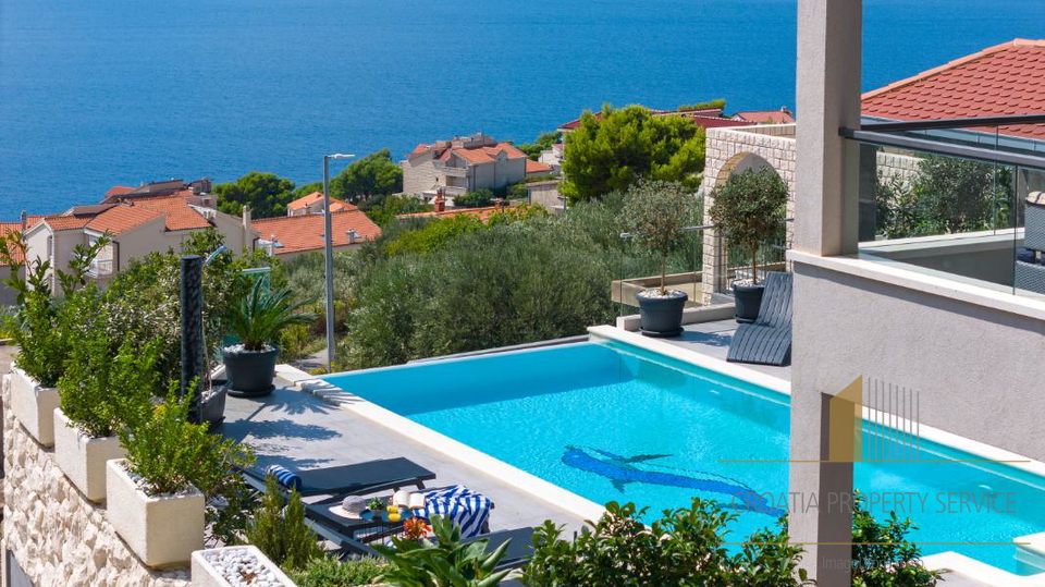 Exclusive villa with panoramic sea view and infinity pool - Omiš!