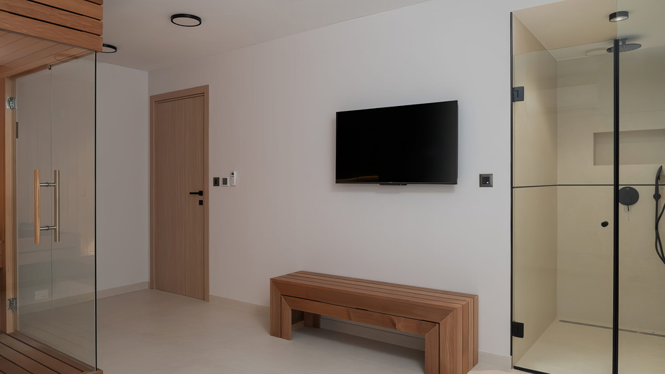 Luxury villa with panoramic sea views near Split&excl;