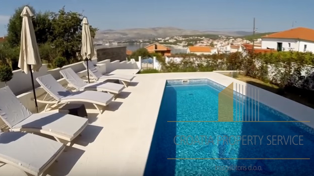 Incredibly nice modern villa with swimming pool on Ciovo, Trogir!