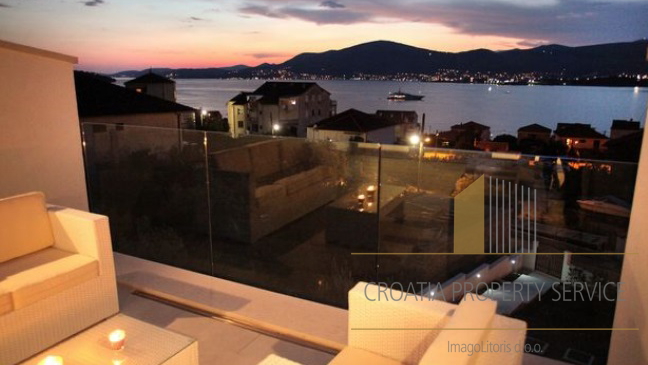 Incredibly nice modern villa with swimming pool on Ciovo, Trogir!