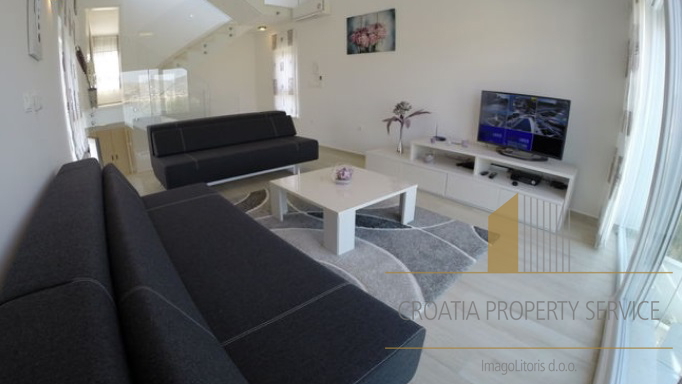 Incredibly nice modern villa with swimming pool on Ciovo, Trogir!