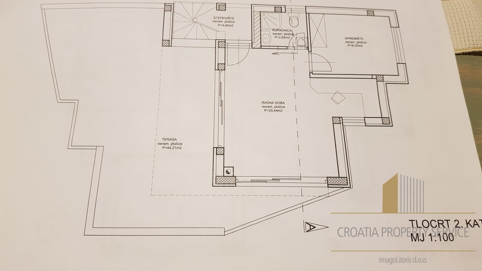 Elegantes Doppelhaus von 200m2 im Bau - Vodice!