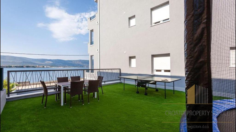 Luxury apartment villa first line to the sea on the island of Čiovo!