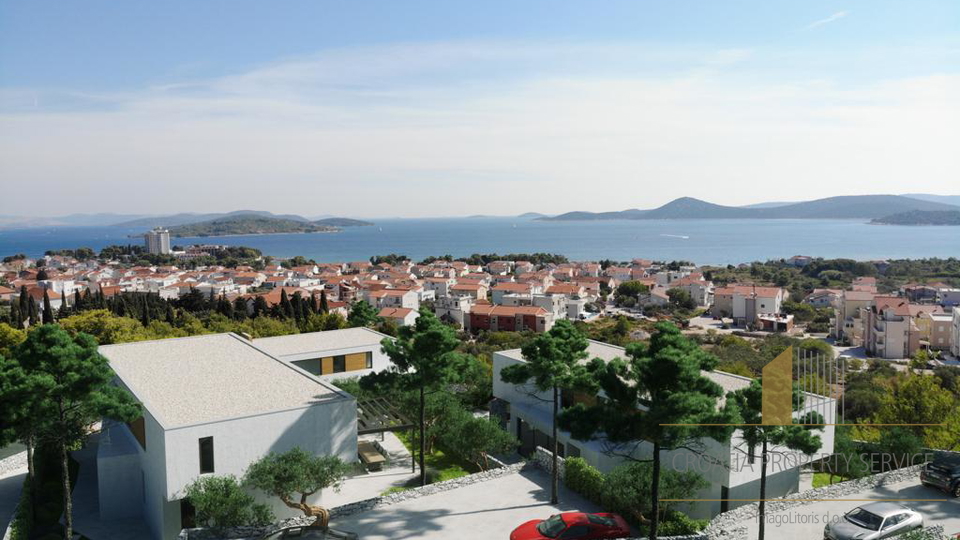 Luksuzna vila s bazenom i pogledom na more - Vodice!