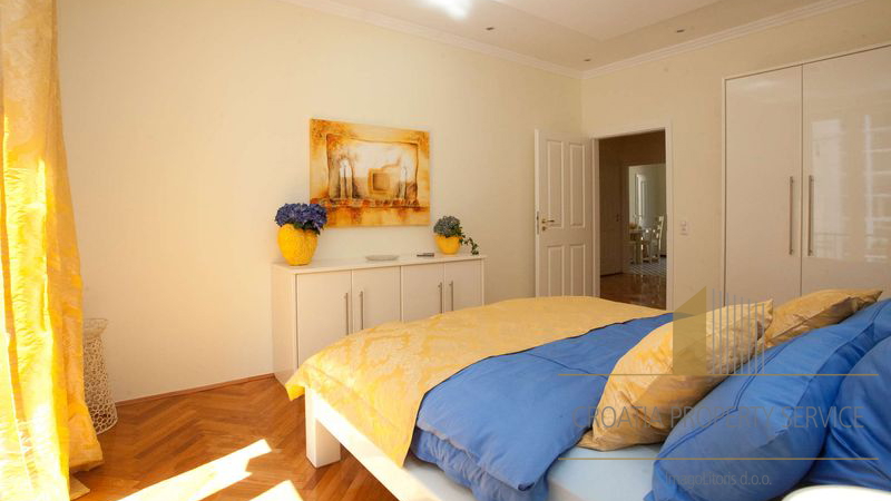 Luxurious apartment in an elite location in the center of Split!