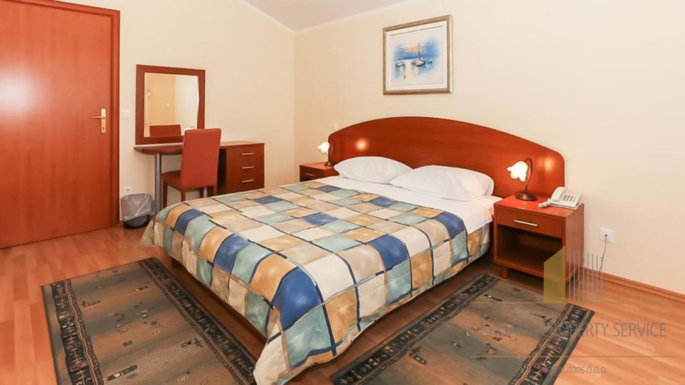 Albergo, 924 m2, Vendita, Seget Donji