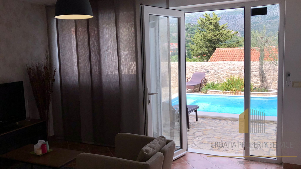 A charming stone villa with a swimming pool near Dubrovnik!