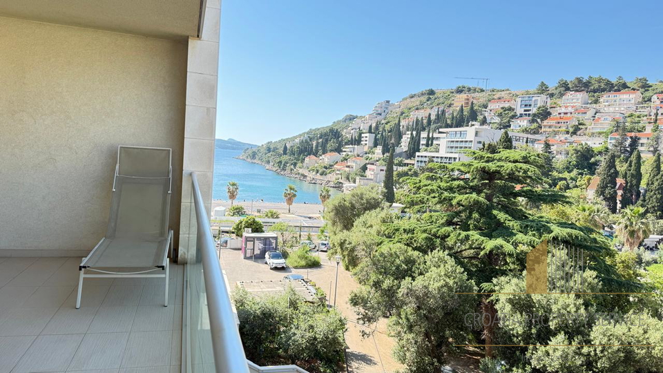 Luxury apartment in Lapad Bay – a combination of elegance, tranquility, and prestige in Dubrovnik!