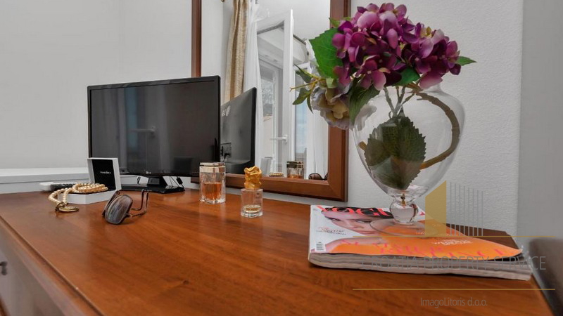 Beautiful apartment house near the beach in Tučepi!