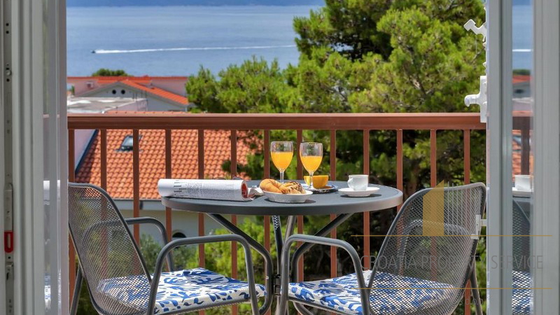 Beautiful apartment house near the beach in Tučepi!