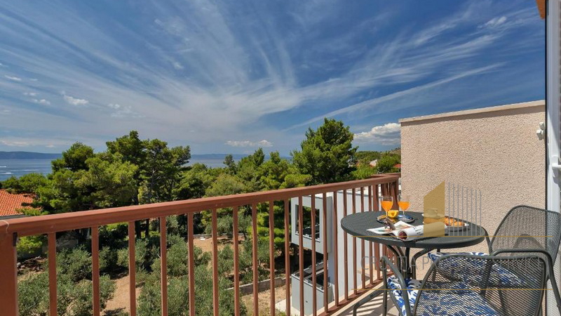 Beautiful apartment house near the beach in Tučepi!