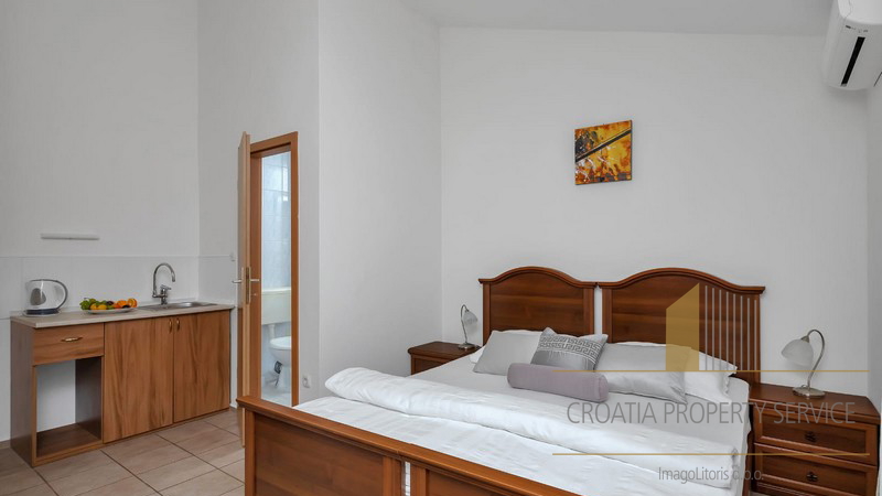 Beautiful apartment house near the beach in Tučepi!