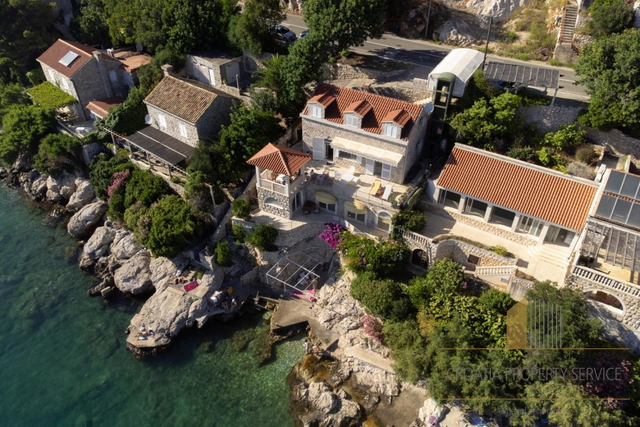 Unique stone villa first line to the sea – Dubrovnik!