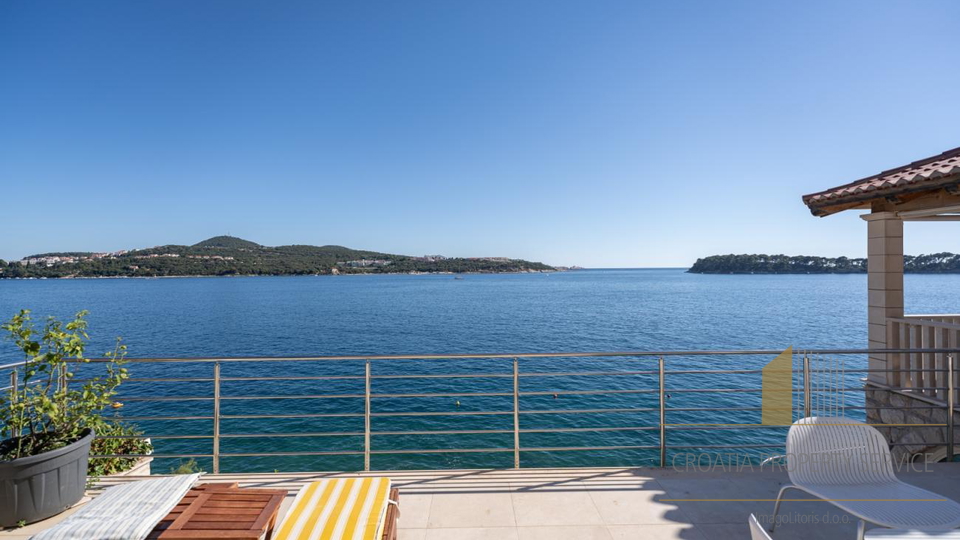 Unique stone villa first line to the sea – Dubrovnik!