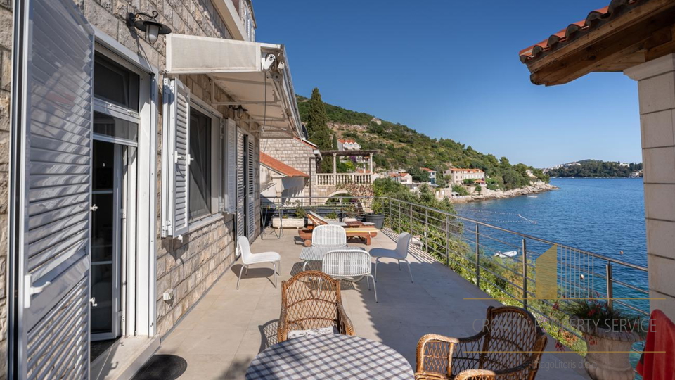 Unique stone villa first line to the sea – Dubrovnik!