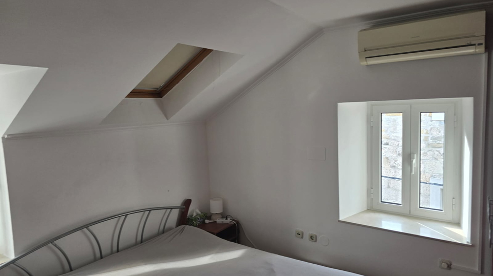 Exklusives Angebot&excl; Charmantes Steinhaus am Meer in der Umgebung von Split&excl;