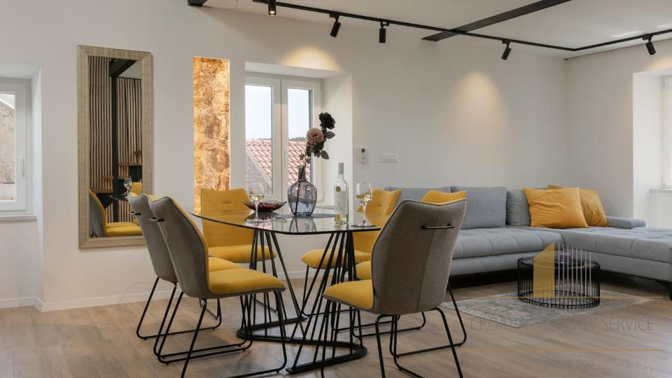 Luxury apartments with sea view in the center of Makarska!