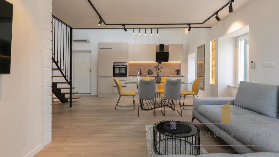 Luxury apartments with sea view in the center of Makarska!