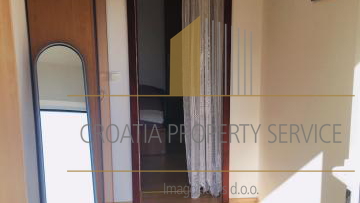 Apartment house with sea view in the center of Makarska!