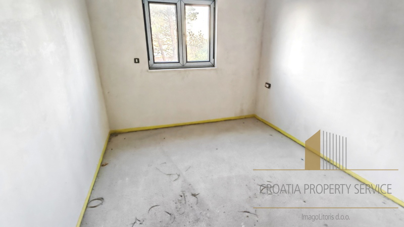 Newly built apartments in the city center - Makarska!