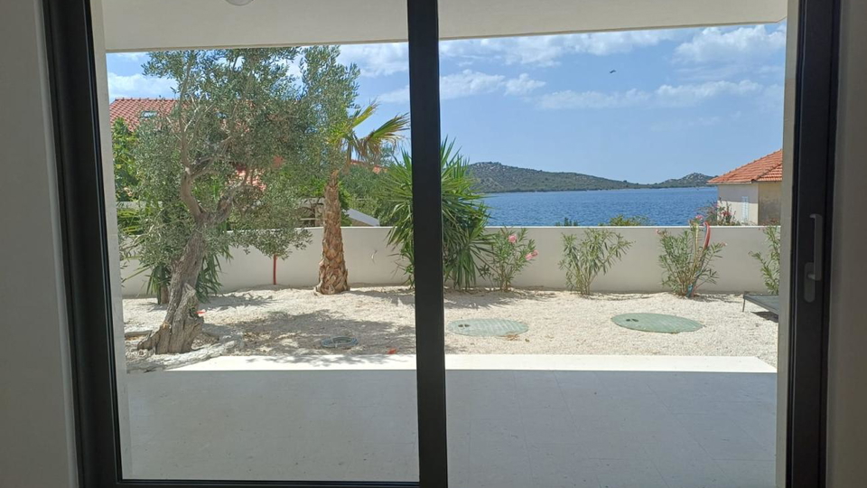 Luxuri&ouml;ses Penthouse mit Meerblick 50 m vom Strand entfernt &ndash; Kalebova Luka&excl;
