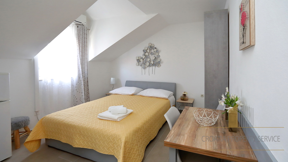 Apartmajska vila prva vrsta do plaže!