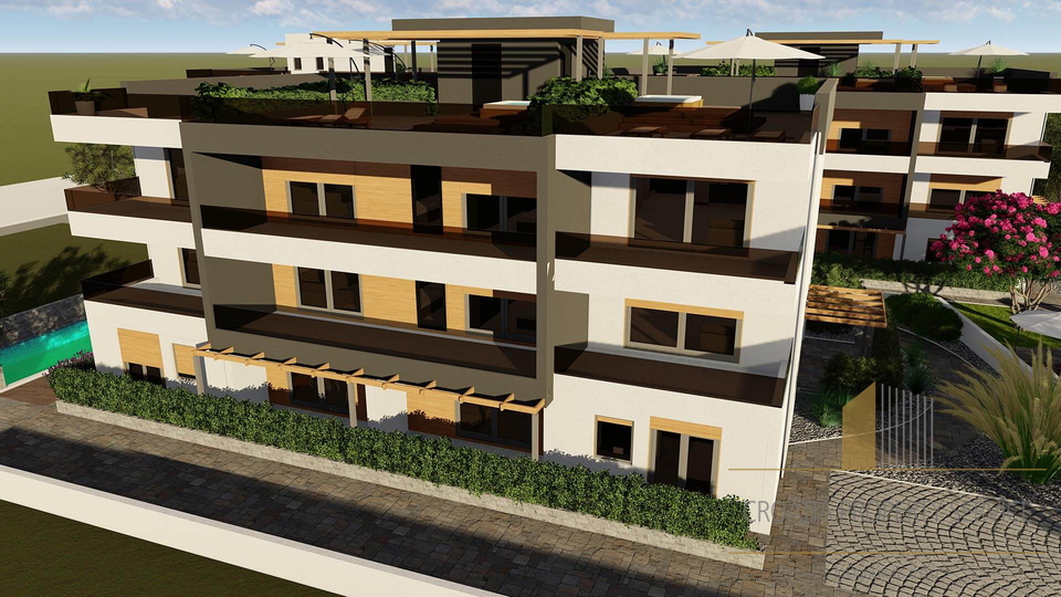 Luksuzni penthouse s krovnom terasom 70 m od mora - Privlaka!