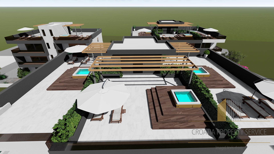 Luksuzni penthouse s krovnom terasom 70 m od mora - Privlaka!