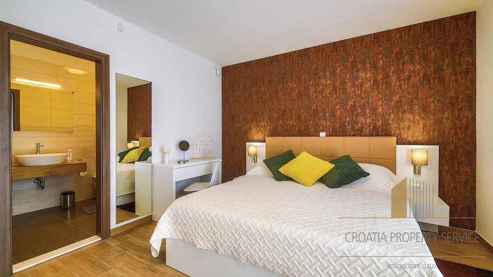 Luxury villa with a panoramic view of the sea on the island of Čiovo!