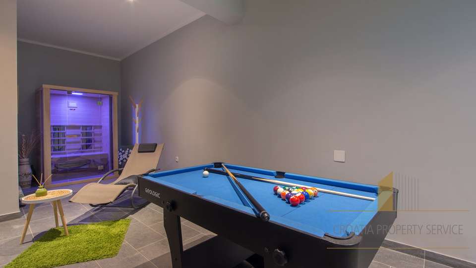 Luxury villa with a panoramic view of the sea on the island of Čiovo!