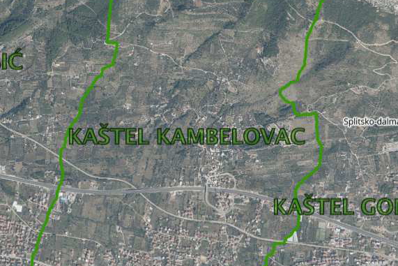 Kmetijsko zemljišče s čudovitim razgledom na morje in otoke