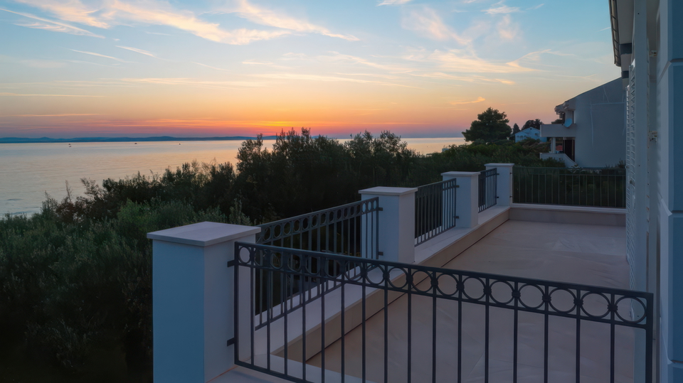 &Pcy;&rcy;&iecy;&kcy;&rcy;&acy;&scy;&ncy;&acy;&yacy; &rcy;&ocy;&scy;&kcy;&ocy;&shcy;&ncy;&acy;&yacy; &vcy;&icy;&lcy;&lcy;&acy; &pcy;&iecy;&rcy;&vcy;&acy;&yacy; &lcy;&icy;&ncy;&icy;&yacy; &ucy; &mcy;&ocy;&rcy;&yacy; - &Zcy;&acy;&dcy;&acy;&rcy;&excl;