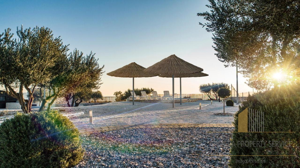 Eine einzigartige Luxusimmobilie auf einem Grundstück von 10.000 m2 in Milna auf der Insel Brač!