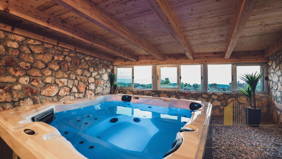 Eine einzigartige Luxusimmobilie auf einem Grundstück von 10.000 m2 in Milna auf der Insel Brač!