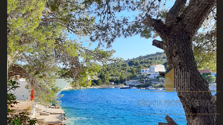 Апартманска кућа први ред до мора – Рањањ!