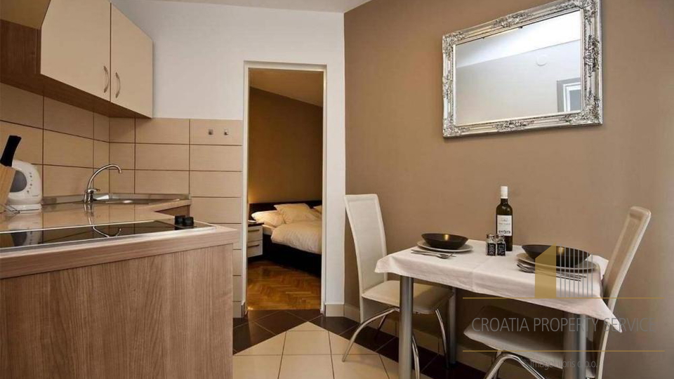 Apart-hotel sa 6 apartmana u povijesnoj jezgri Zadra!