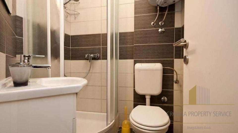 Apart-hotel sa 6 apartmana u povijesnoj jezgri Zadra!