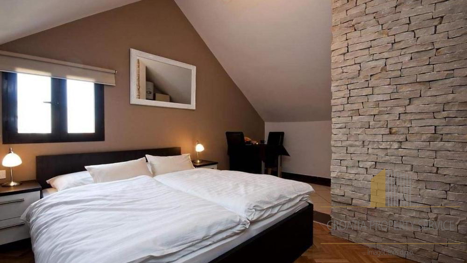 Apart-hotel sa 6 apartmana u povijesnoj jezgri Zadra!