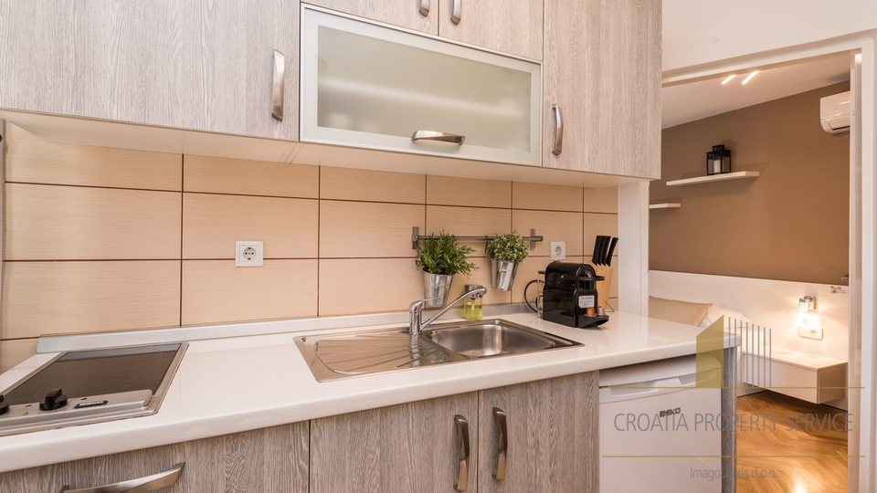 Apart-hotel sa 6 apartmana u povijesnoj jezgri Zadra!