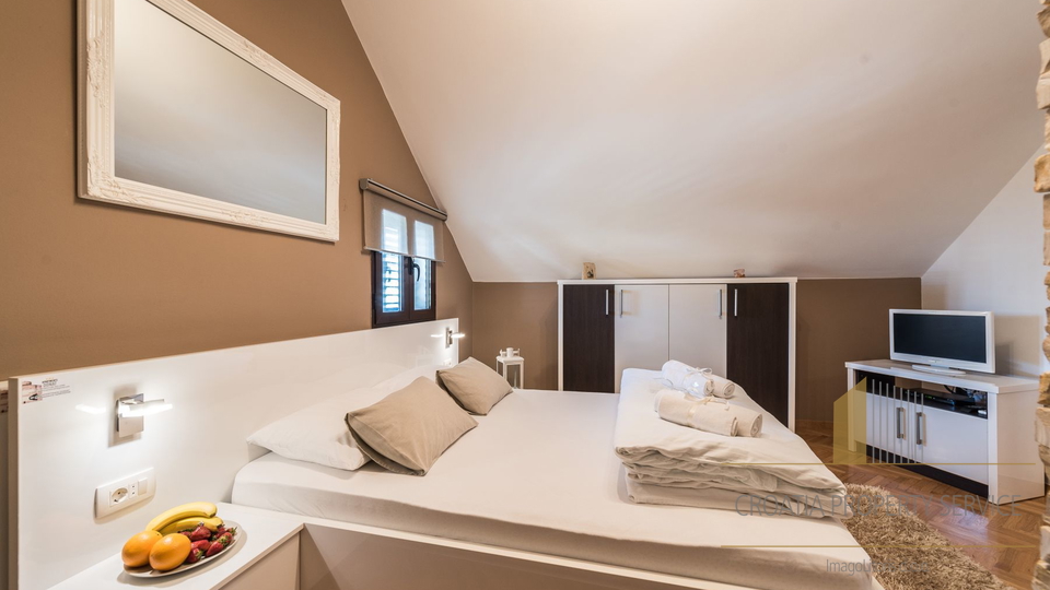 Apart-hotel sa 6 apartmana u povijesnoj jezgri Zadra!
