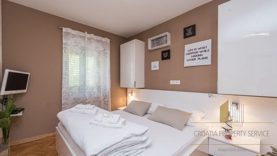 Apart-hotel sa 6 apartmana u povijesnoj jezgri Zadra!