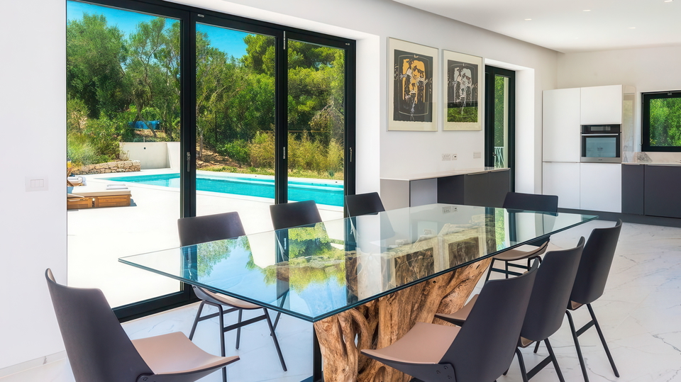 New modern villa first row by the sea near Dubrovnik&excl;