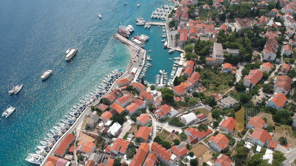 Magnifico hotel termale 4**** nel centro di Bol sull'isola di Brač!